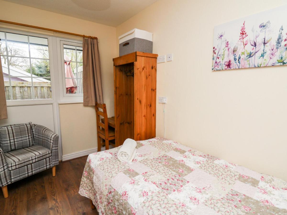Primrose Cottage ลานดินดรอดเวลส์ ภายนอก รูปภาพ